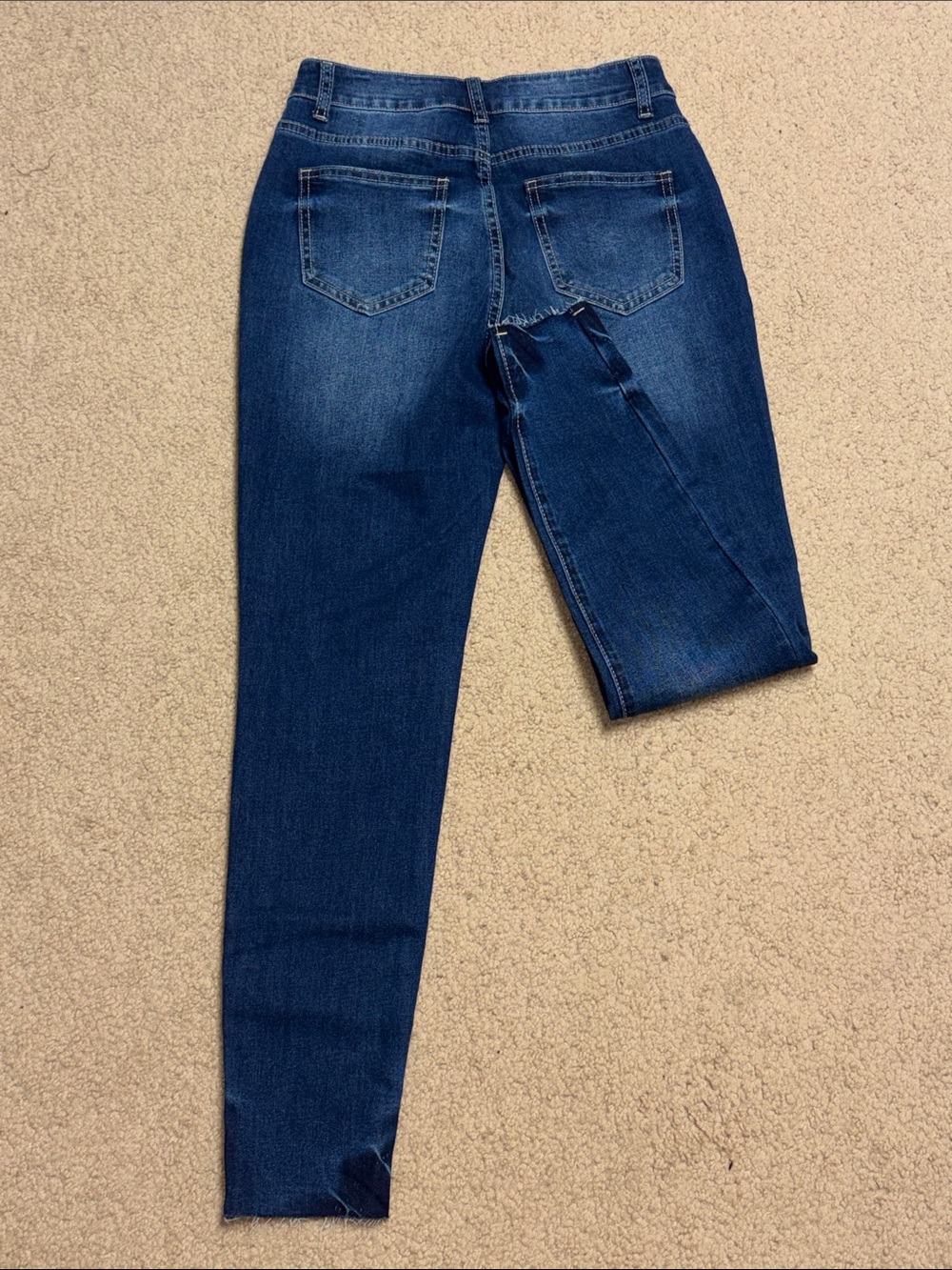 Women's Skinny Jeans in Dark Blue Wash - Sleek Slim Style - Picture 9 of 13